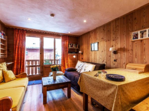 Appartement Duplex Intimiste avec Wifi, Balcon et Proche Pistes à Val-d'Isère - FR-1-694-135